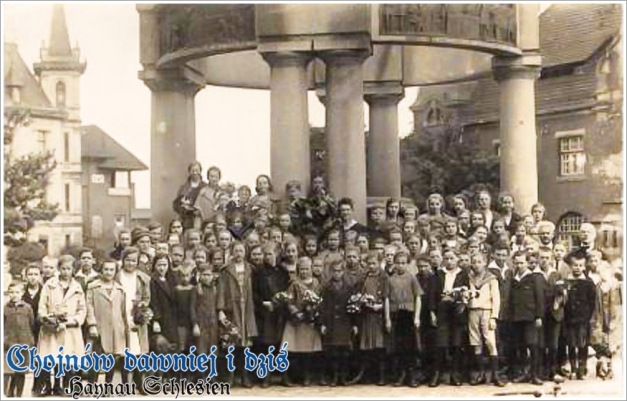 Lata 1930-1940 , Pomnik, fontanna